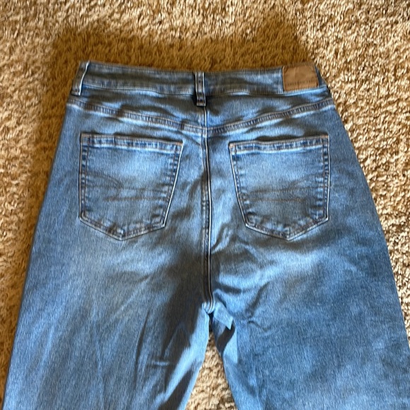 American Eagle Mom Jean - Picture 2 of 3